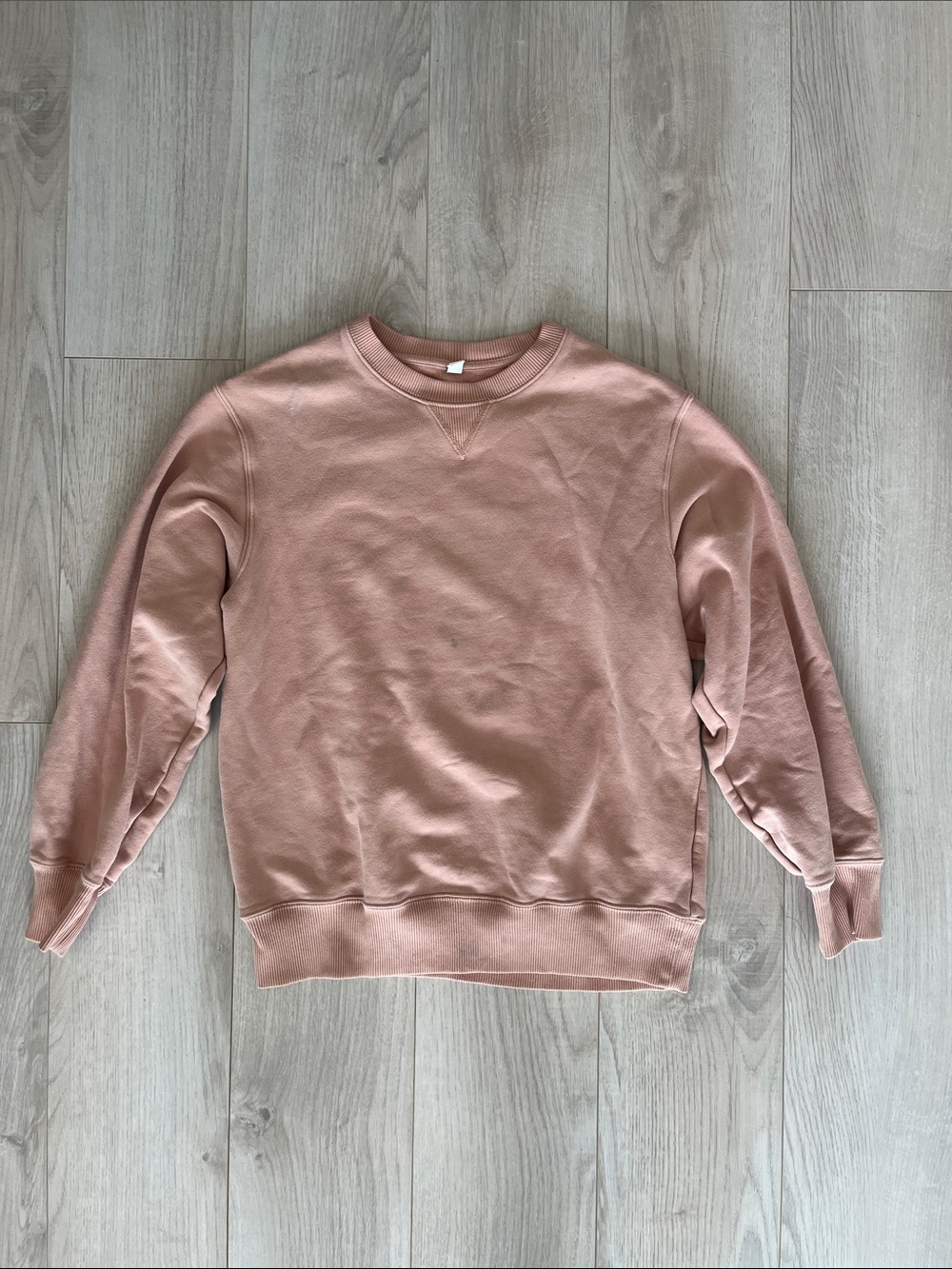 Uniqlo Kids Crewneck Sweatshirt in Dusty Pink